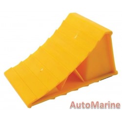 Plastic Wheel Chock with Rubber Mat