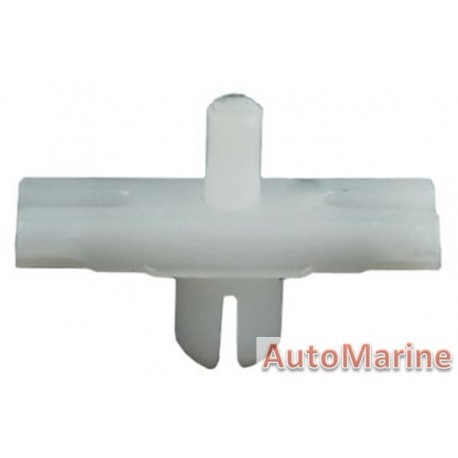 Panel Clips - VW Golf Upper Slip Moulding