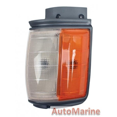 Toyota Hilux 1988 Corner Lamp - Right